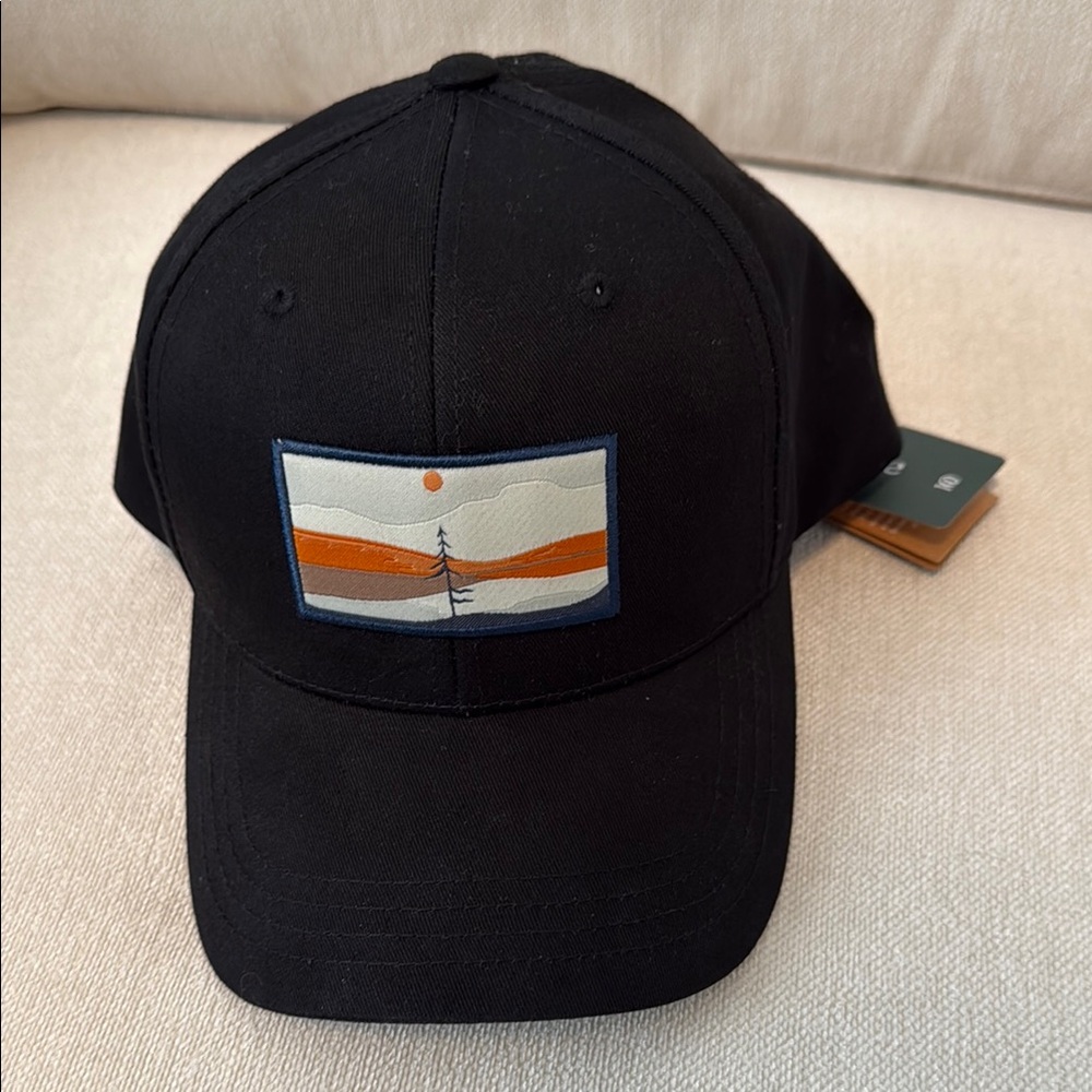 Tentree NWT hat with original Indigenous artist’s design